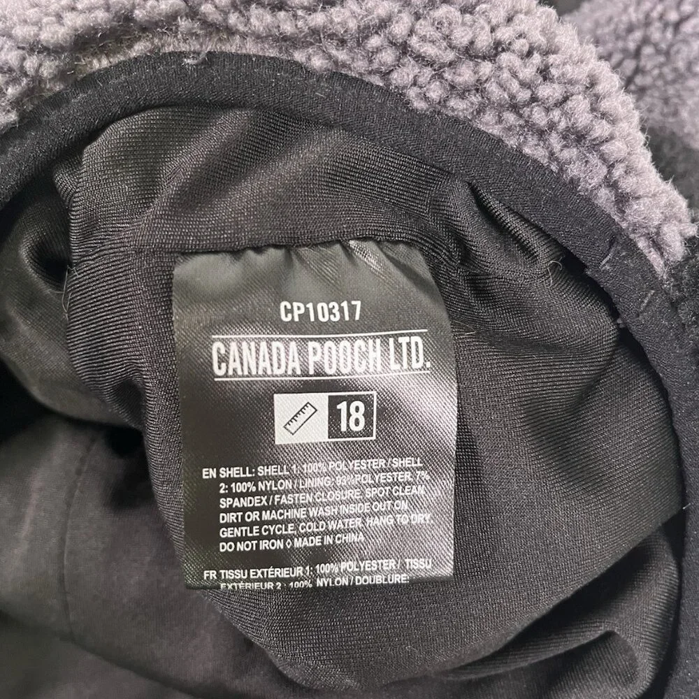 Canada Pooch Sherpa Dog Hoodie Size 18 25-33 lbs Medium Black Grey Fleece Winter
